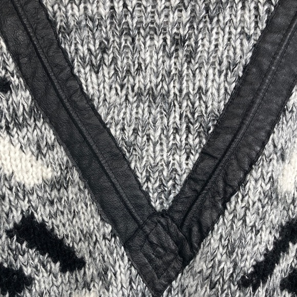 Vintage Front Line Chunky Geometric Knit Sweater w/ Real Leather Trim Sz M - Picture 8 of 12